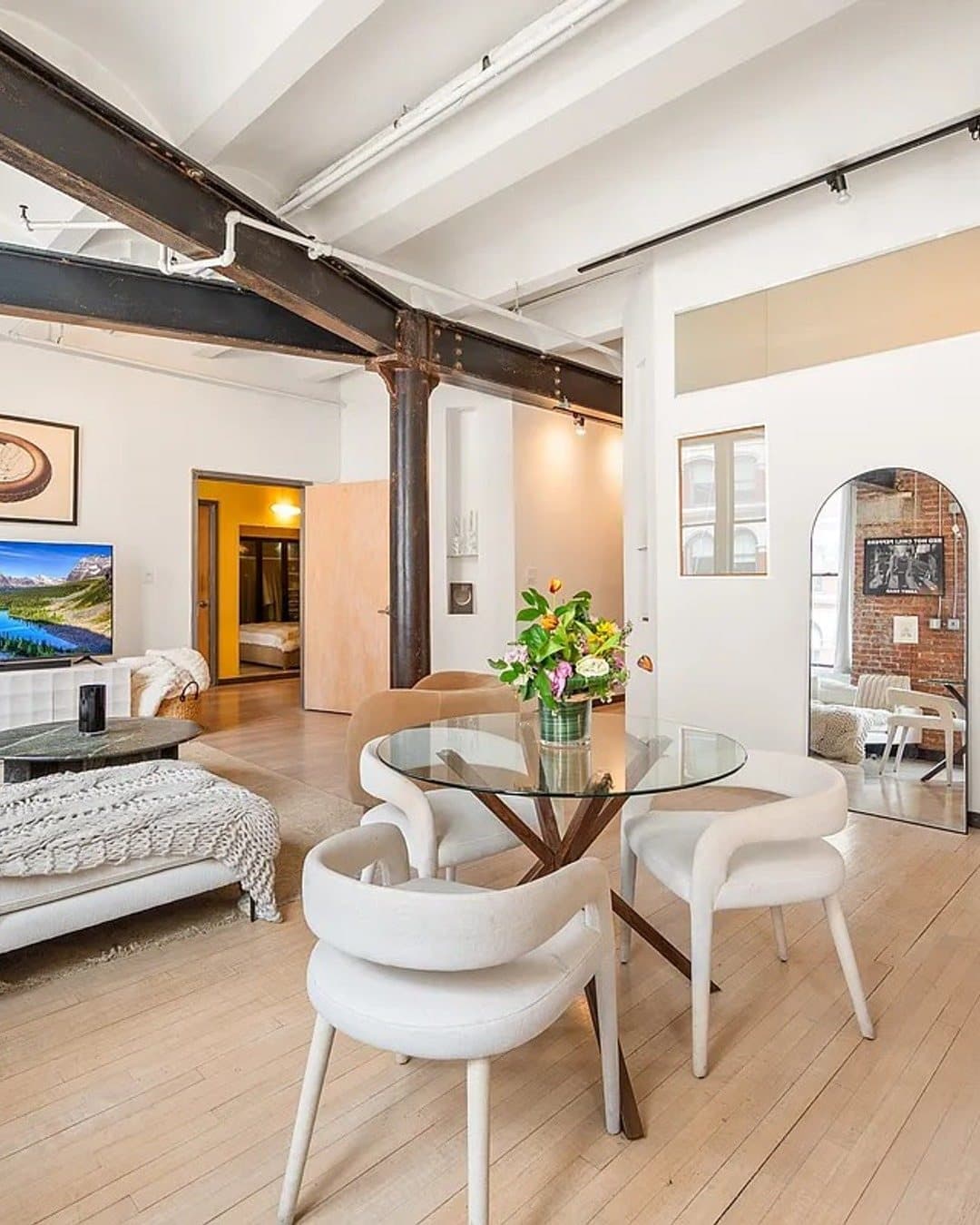 439 Lafayette Street #3
