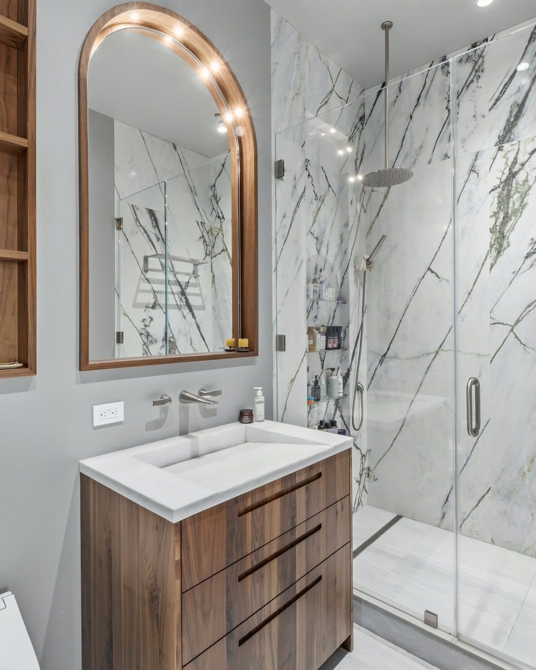 682 Broadway #2B