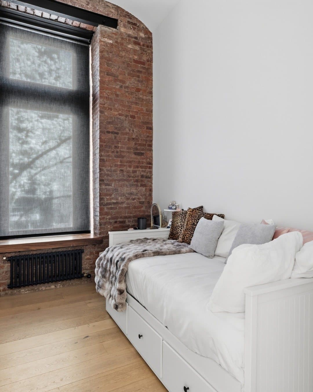682 Broadway #2B